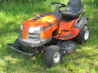 MURUTRAKTOR HUSQVARNA TS238