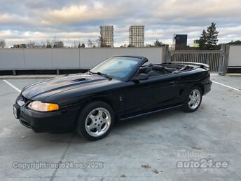 FORD MUSTANG SVT COBRA 4.6 227 kW -97