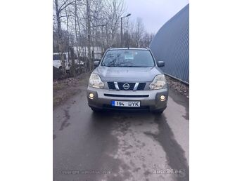 NISSAN X-TRAIL 2.0 110 kW -08