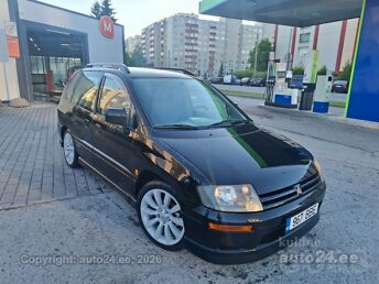 MITSUBISHI SPACE RUNNER 2.4 110 kW -01