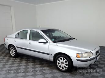 VOLVO S60 SUMMUM 2.4 103 kW -01