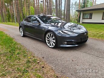 TESLA MODEL S 75D 386kW 158 kW -18