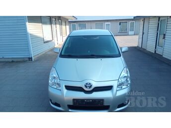 TOYOTA COROLLA VERSO 2.2 TDI 100 kW -09