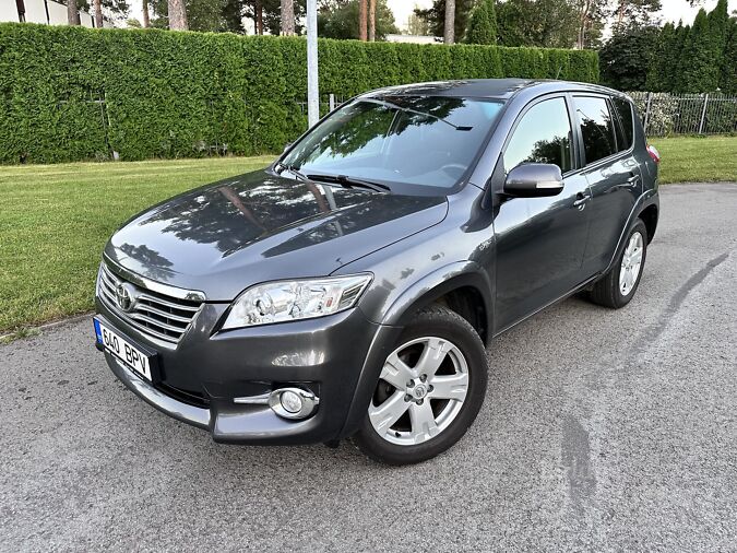 TOYOTA RAV4 2.231 110 kW -12