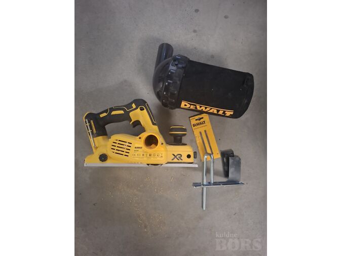 MÜÜA AKUHÖÖVEL DEWALT