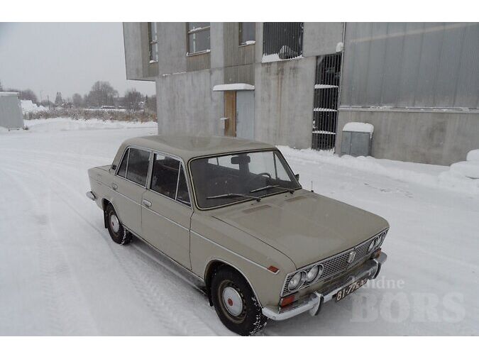 VAZ 2103 1973A "SUPER LUX"