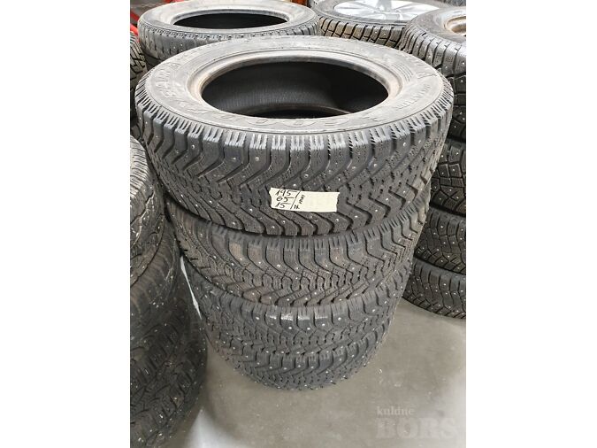 TALVEREHVID 195/65 R15 / GOOD YEAR ULTRA GRIP 500 / 7MM