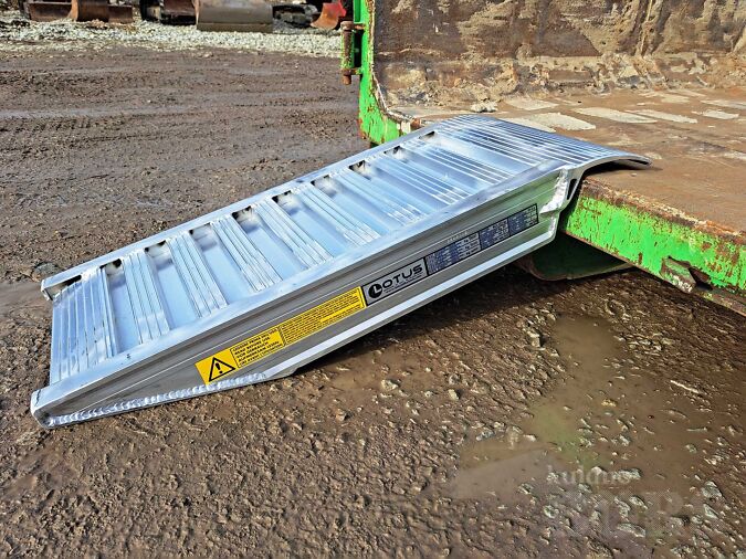 PEALESÕIDUTEED RCS 122/10 1,0 M 7000 KG KONTEINERITE LAADIMISEKS