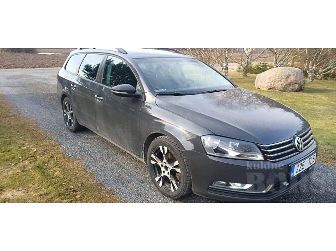VW PASSAT