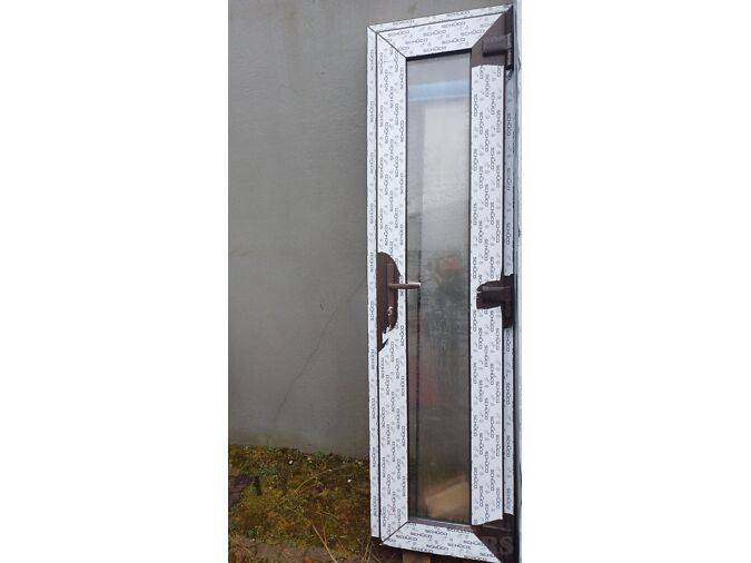PLASTIKUKS/AKEN 55 X 212 CM, UUS, SCHÜCO PROFIILIST