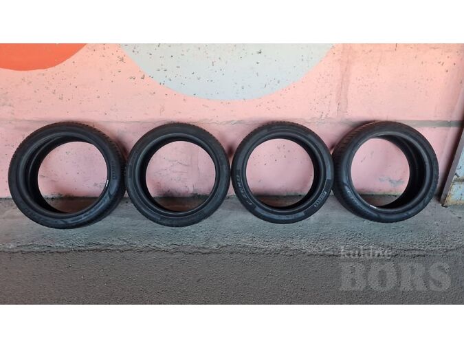 PIRRELI REHVID 245/40 R19 4TK