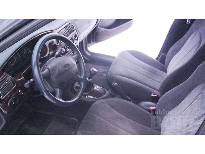 FORD ESCORT CHIA 1.4 R4 55 kW -95