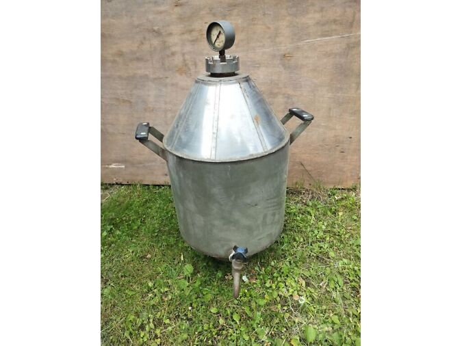 ROOSTEVABA ÕLLEANKUR (ÕLLENÕU) 40 L