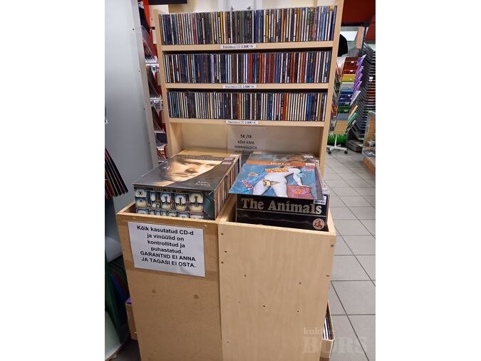240 CD-D TÕRVAS KODU & KONTOR KAUPLUSES