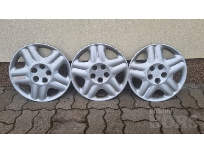 TOYOTA AVENSIS ORIGINAAL KILBID 3TK. 15``