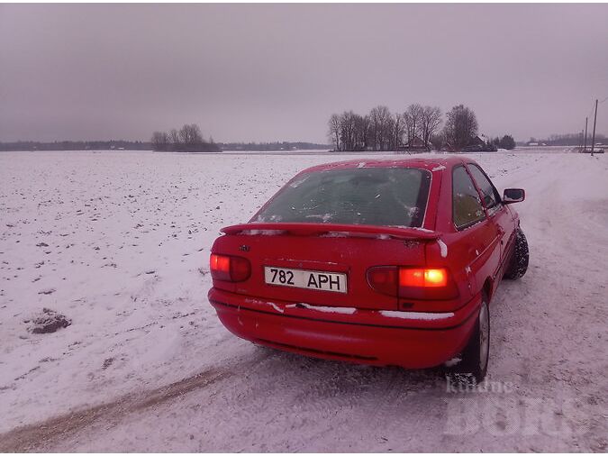 FORD ESCORT -94