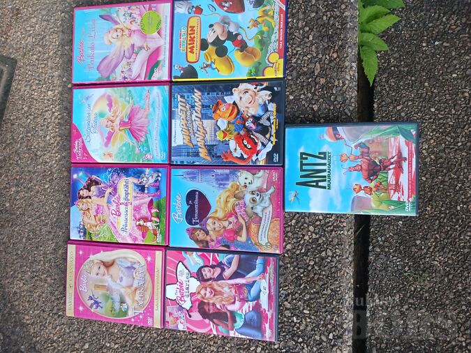 9 DVD-D BARBI JA TEISED