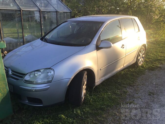 GOLF 5