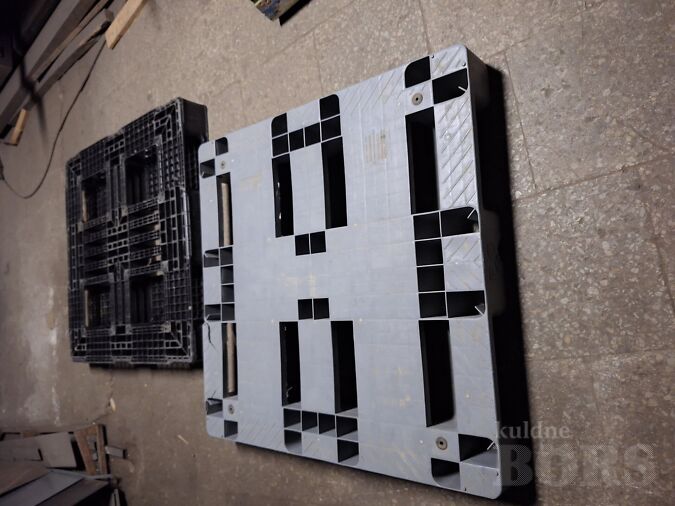 PLASTIST KAUBAALUSED 110 X 110 CM