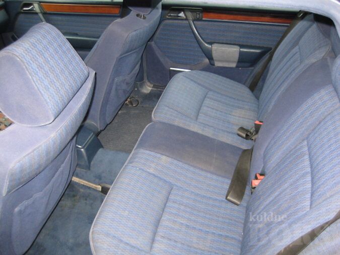 MB W124 220TE 93A.