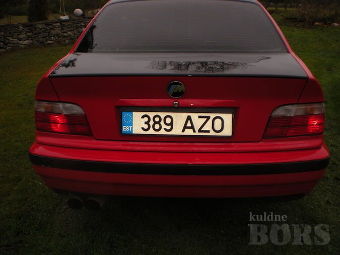 BMW 325 2.5 R6 141 kW -92