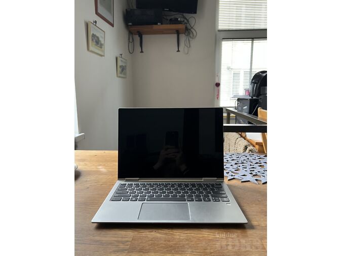LENOVO YOGA 730 TOUCH I7/8GB/512GB • 2-IN-1 • PUUTETUNDLIK