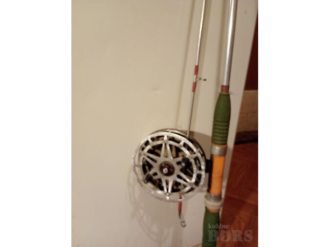 SPINNING KOOS NEVA KETTAGA VANAKOOLI VÄRK. HEAS SEISUKORRAS. 25€