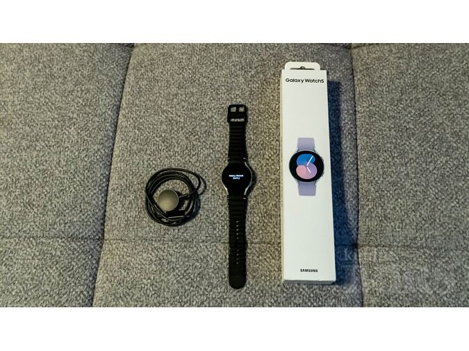 SAMSUNG GALAXY WATCH5, 40MM