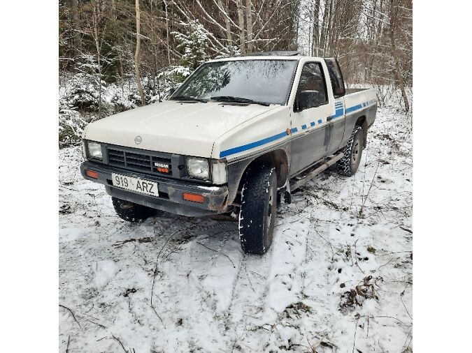 NISSAN 4X4 KING CAB D 21 HARDBODY 2.494 55 kW -93
