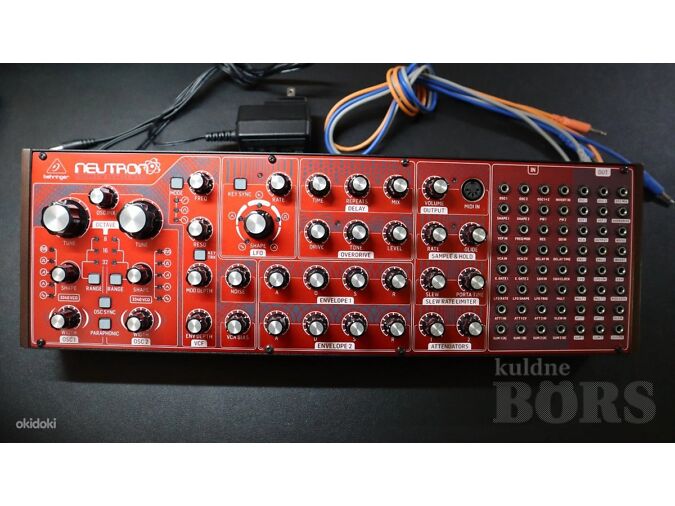 BEHRINGER NEUTRON ANALOOOGSÜNTESAATOR