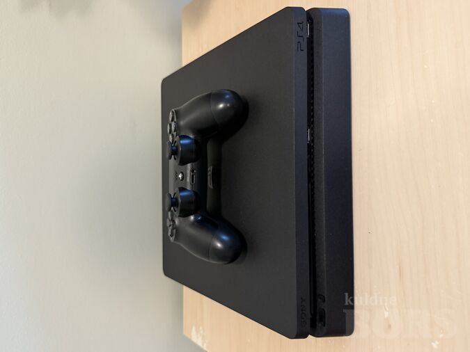 PS4 SLIM 500GB
