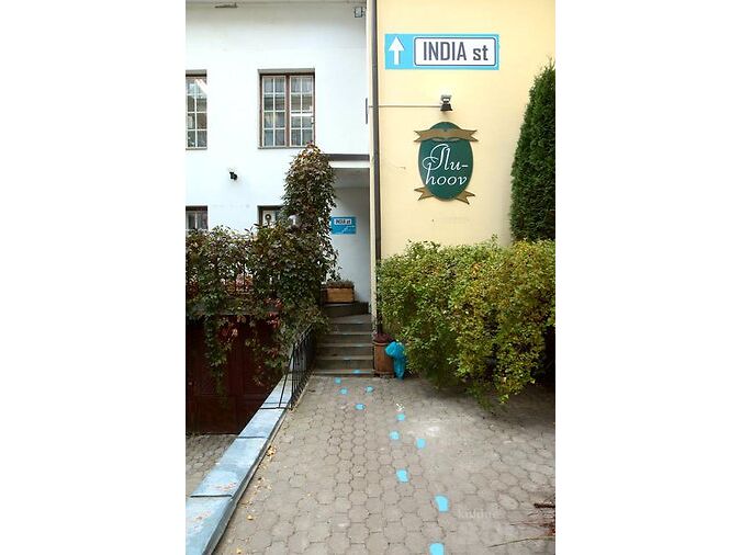 "MÜÜA: INDIAST" EHTE- JA KIVIPOOD TARTUS, LAIENEMAS