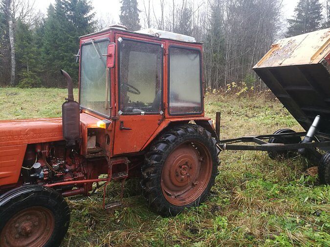 KOLM TRAKTORIT KOMPLEKTINA