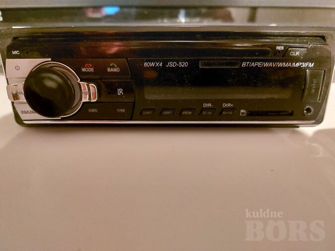 AUTOMAK / MULTIFUNCTION BLUETOOTH VEHICLE MP3 PLAYER