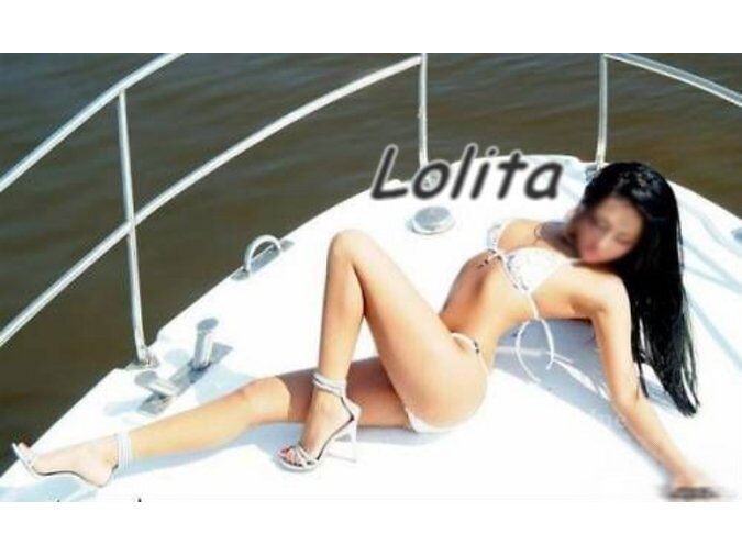 2 BEAUTIFUL AND SEXY MODEL LADIES: Lolita
