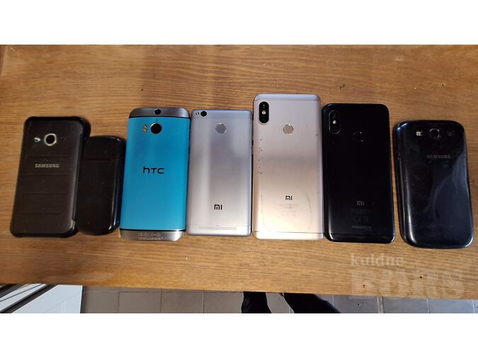 ERINEVAD MOBIILTELEFONID