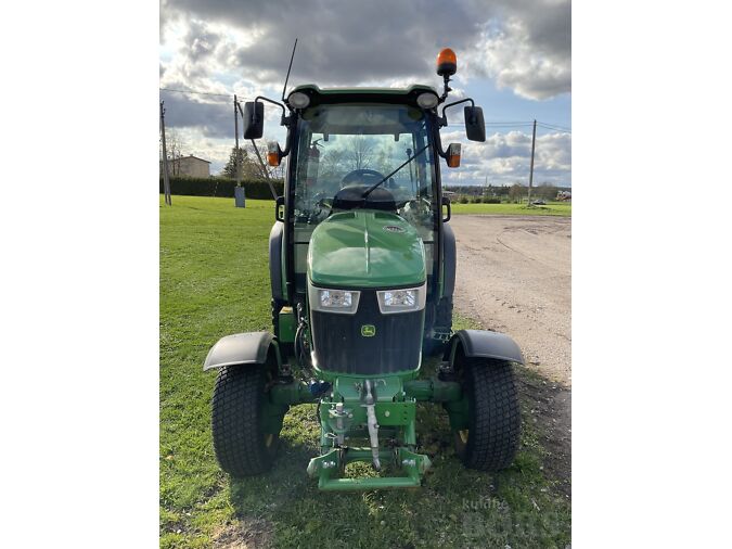 JOHN DEERE 4066R 4WD