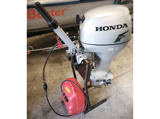 MÜÜA PAADIMOOTOR HONDA BF 10 D