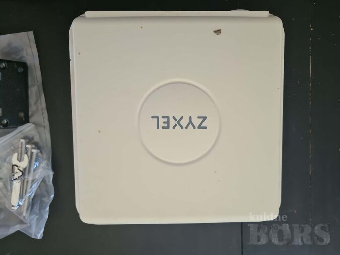 ZYXEL LTE VÄLIRUUTER + WIFI RUUTER KOMPLEKT (LTE7480-M804 + EMG3525-T50B)