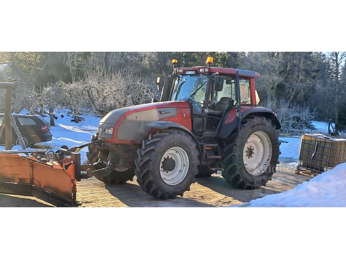 VALTRA T190 2004A