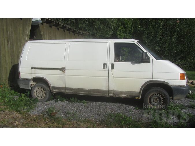 VW TRANSPORTER LONG 2.4 57 kW -92