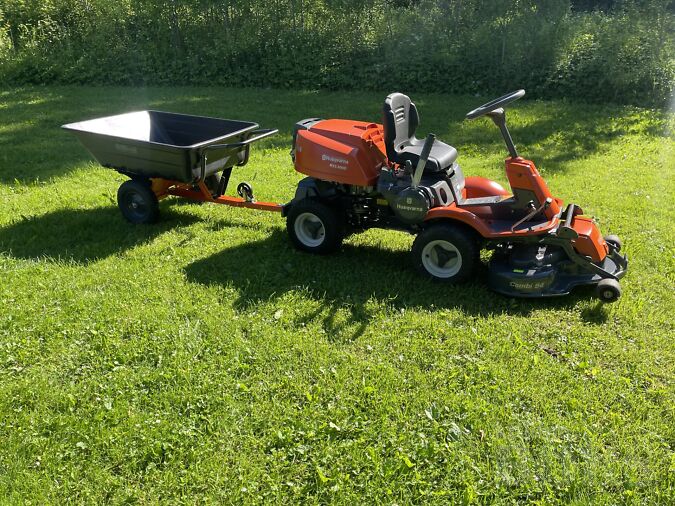 MURUTRAKTOR / RAIDER HUSQVARNA 4X4 LISASEADMETEGA