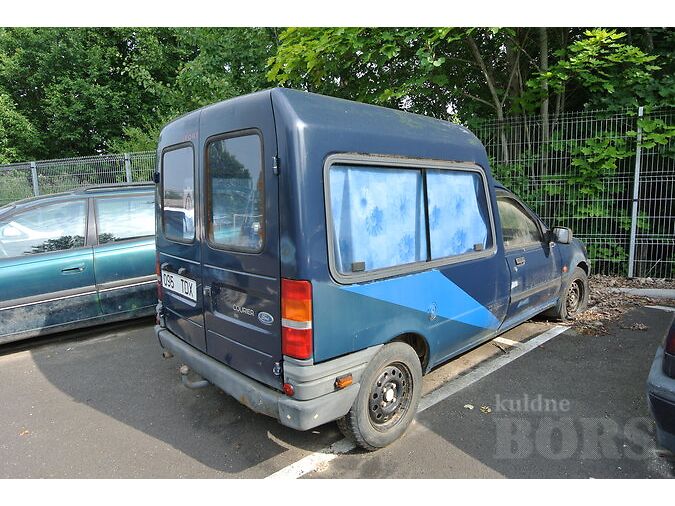 FORD COURIER