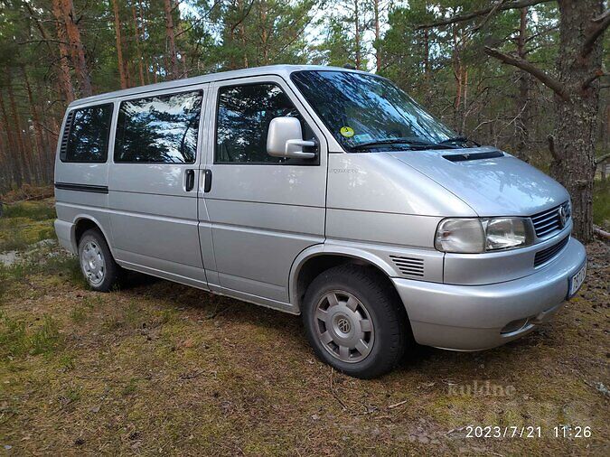 VW MULTIVAN SYNCRO 2.5 TDI AXL 75 kW -01