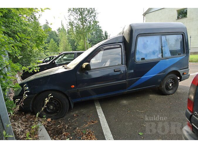 FORD COURIER