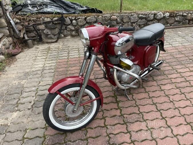 JAWA 250 559