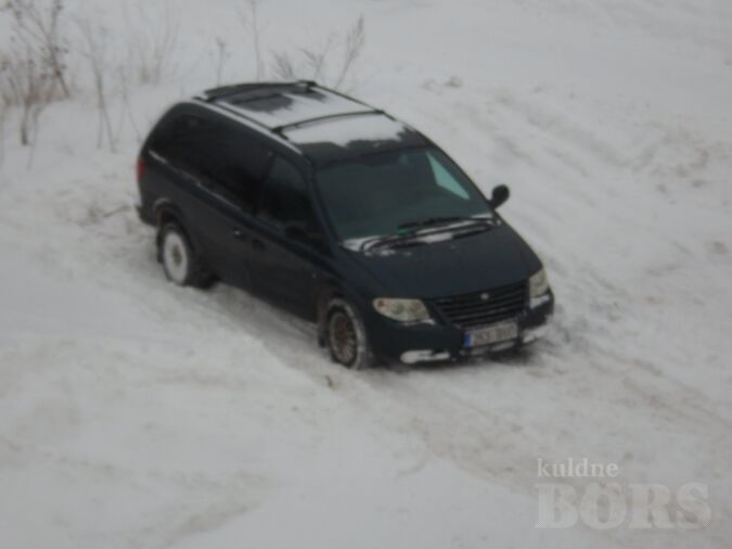 CHRYSLER GRAND VOYAGER 2.776 110 kW -06
