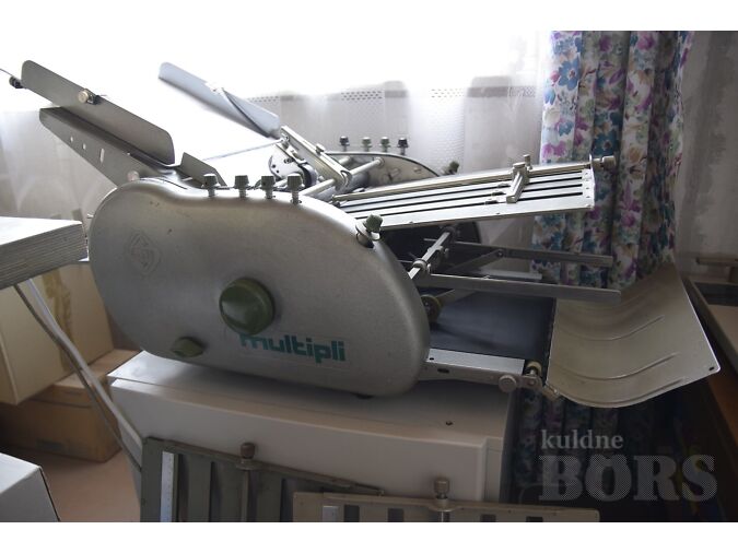 MULTIPLI EMBEE 4-TASKUGA VOLTIJA