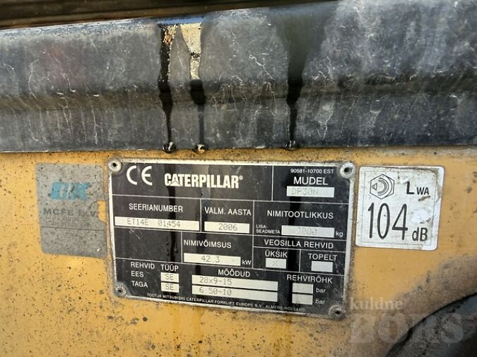 CAT DP30N